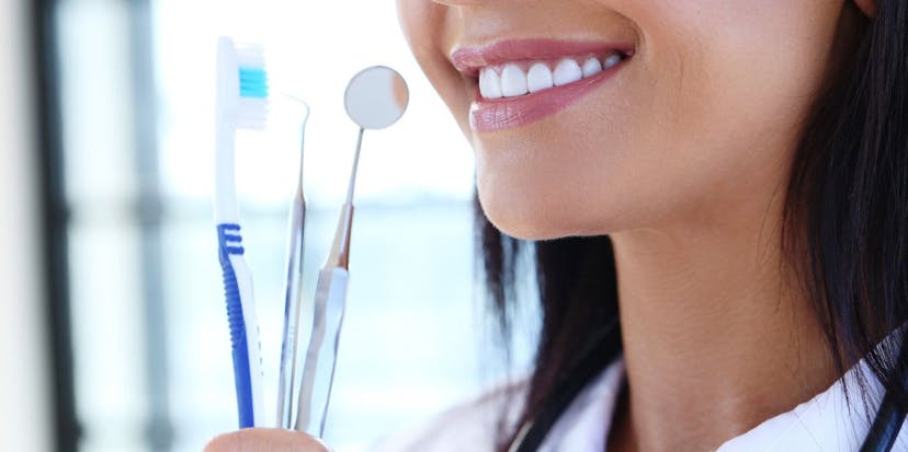 Limpeza dentária: importância e benefícios para a saúde bucal