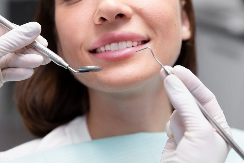 Entenda como funciona o tratamento periodontal